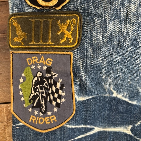 Robin’s Jean - Picture 10 of 15